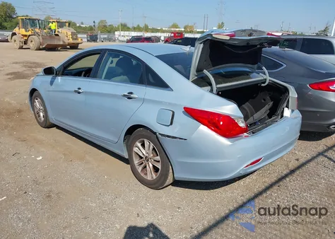 2013 Hyundai Sonata Gls z USA, uszkodzony, nr VIN 5NPEB4AC2DH738648